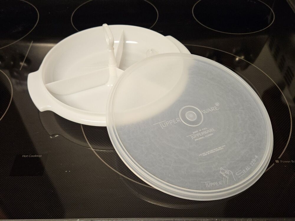 Vintage Tupperware White Suzette Divided Serving Tray With Lid 608-12 Excellent
